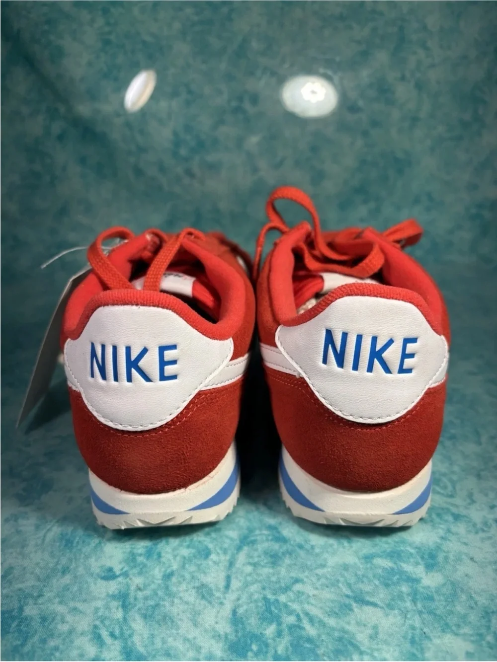 Nike Cortez Women’s Red Suede Retro Low Top Athletic Shoes Sneakers Size 8